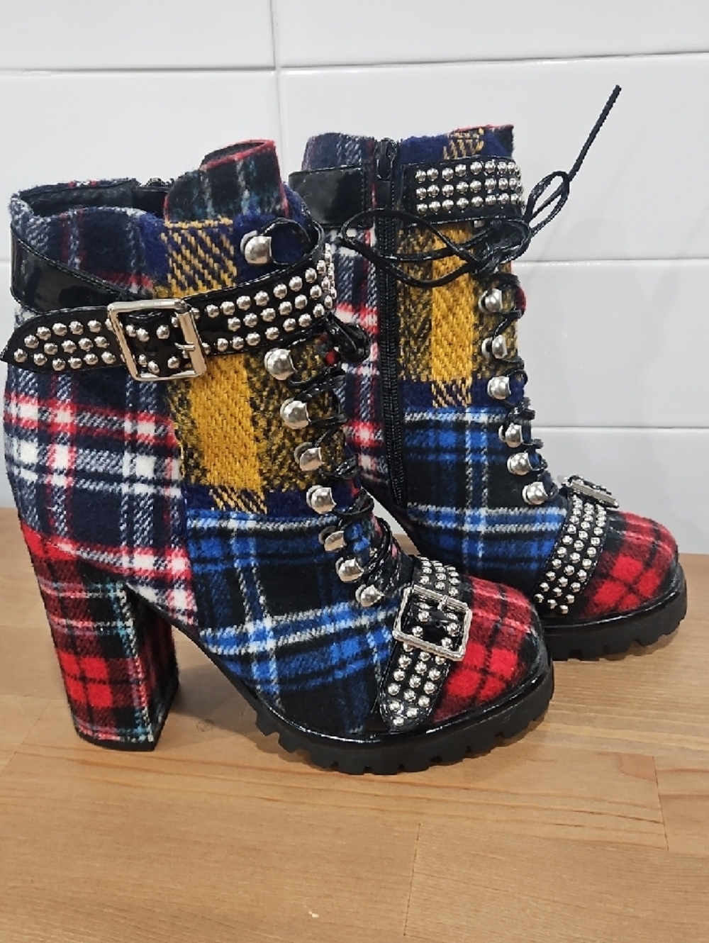 Jeffrey Campbell Lilith Plaid Studded Lace-Up Platform Chunky Heel Boots 7 - Picture 3 of 8